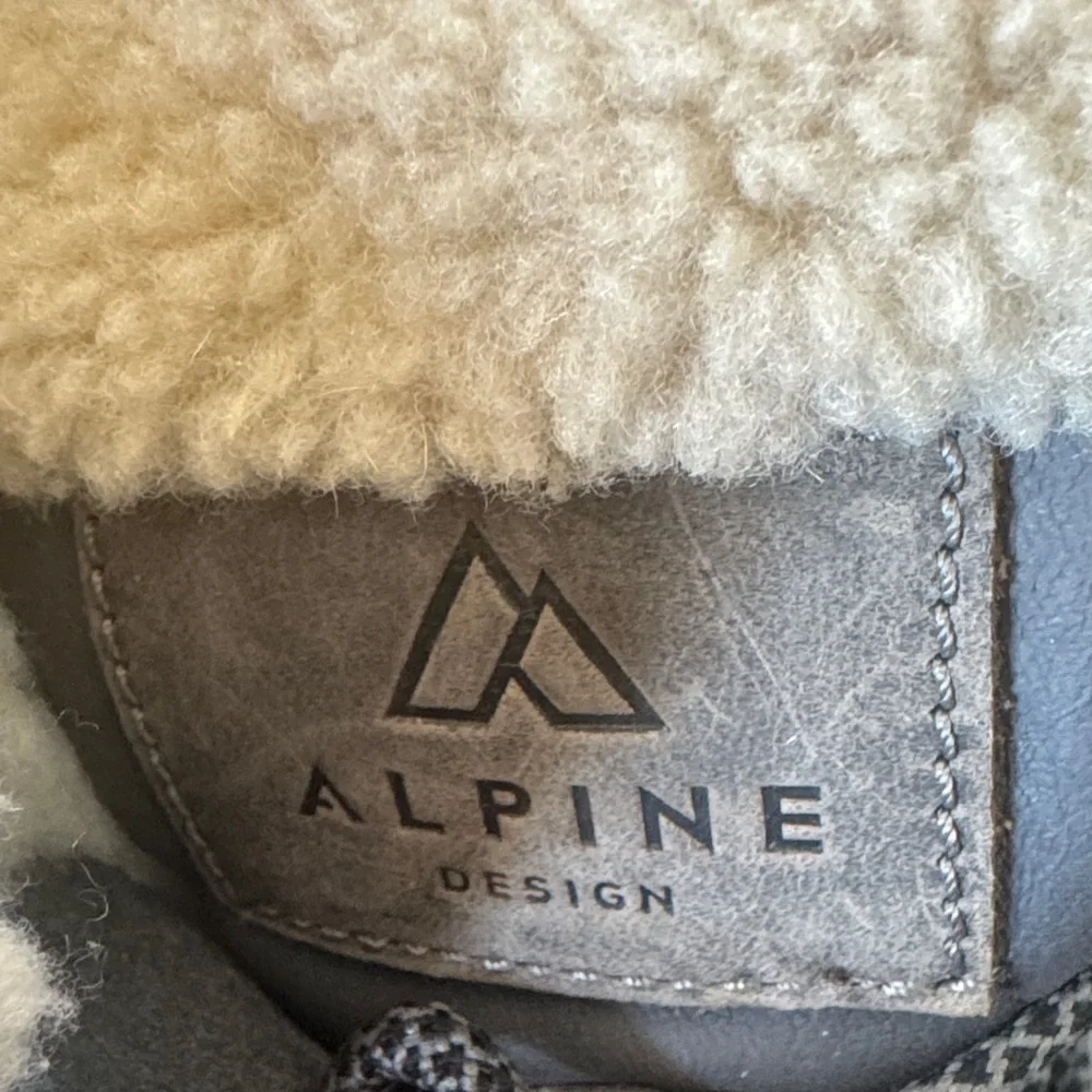 Alpine Design NEW Leather Gray Winter Waterproof Boots, Women’s Size 8.5 - Picture 6 of 16